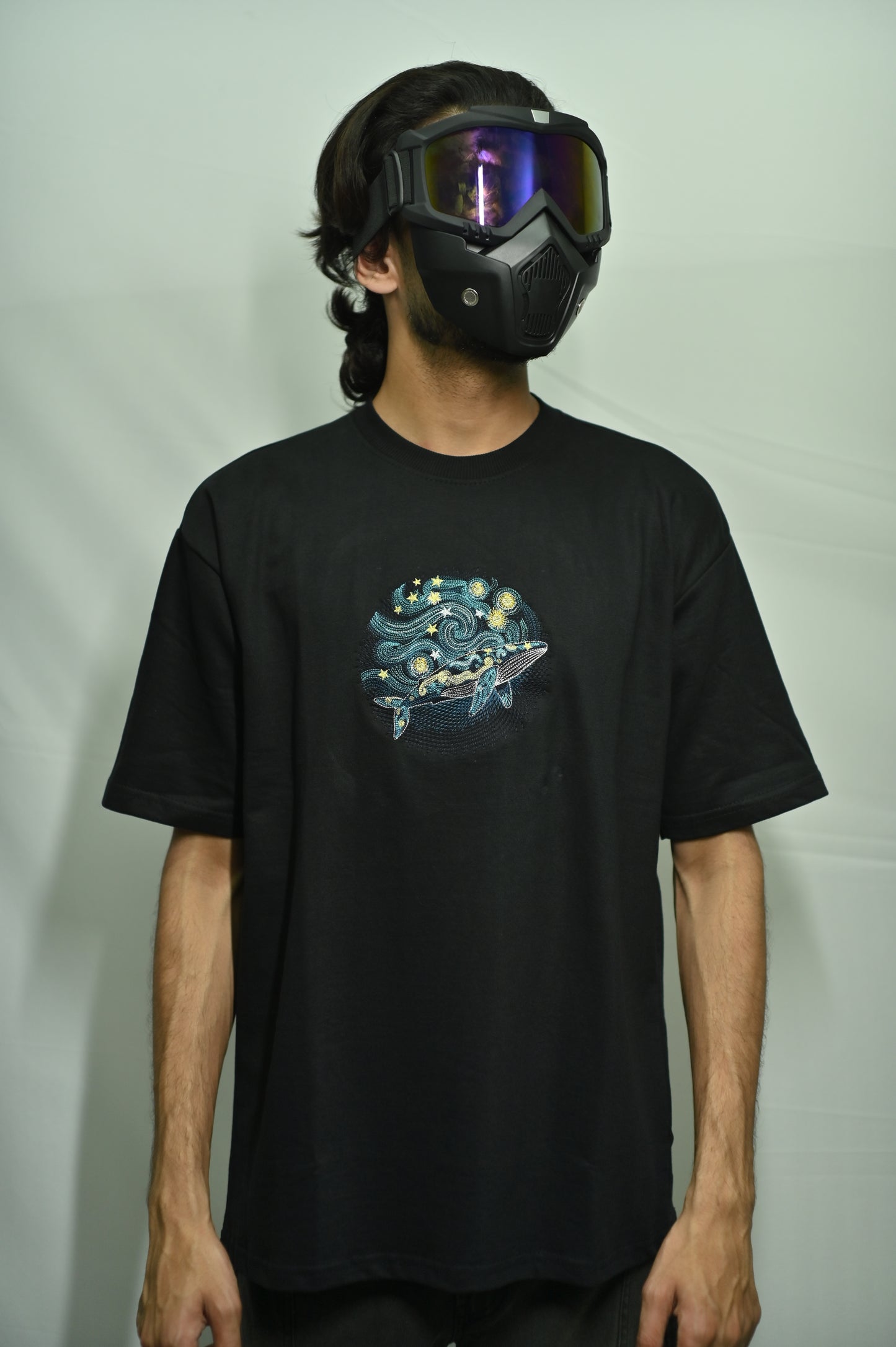 Whale embroidered black oversized t-shirt