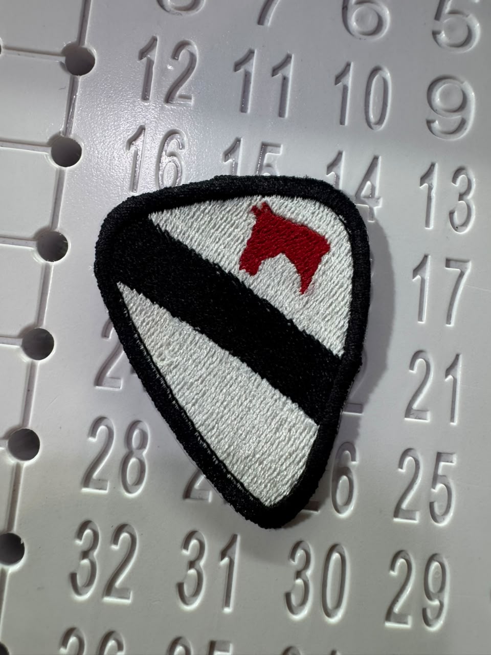 custom iron-on embroidery patches (2-inches)