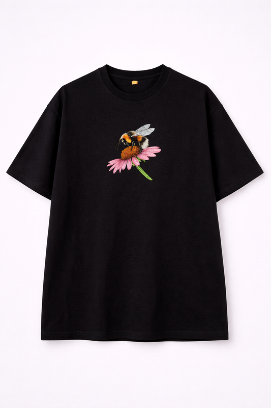 Bee embroidered black oversized t-shirt